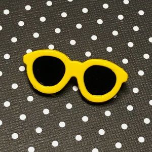 Vintage 80’s Retro Yellow Sunglasses Pin